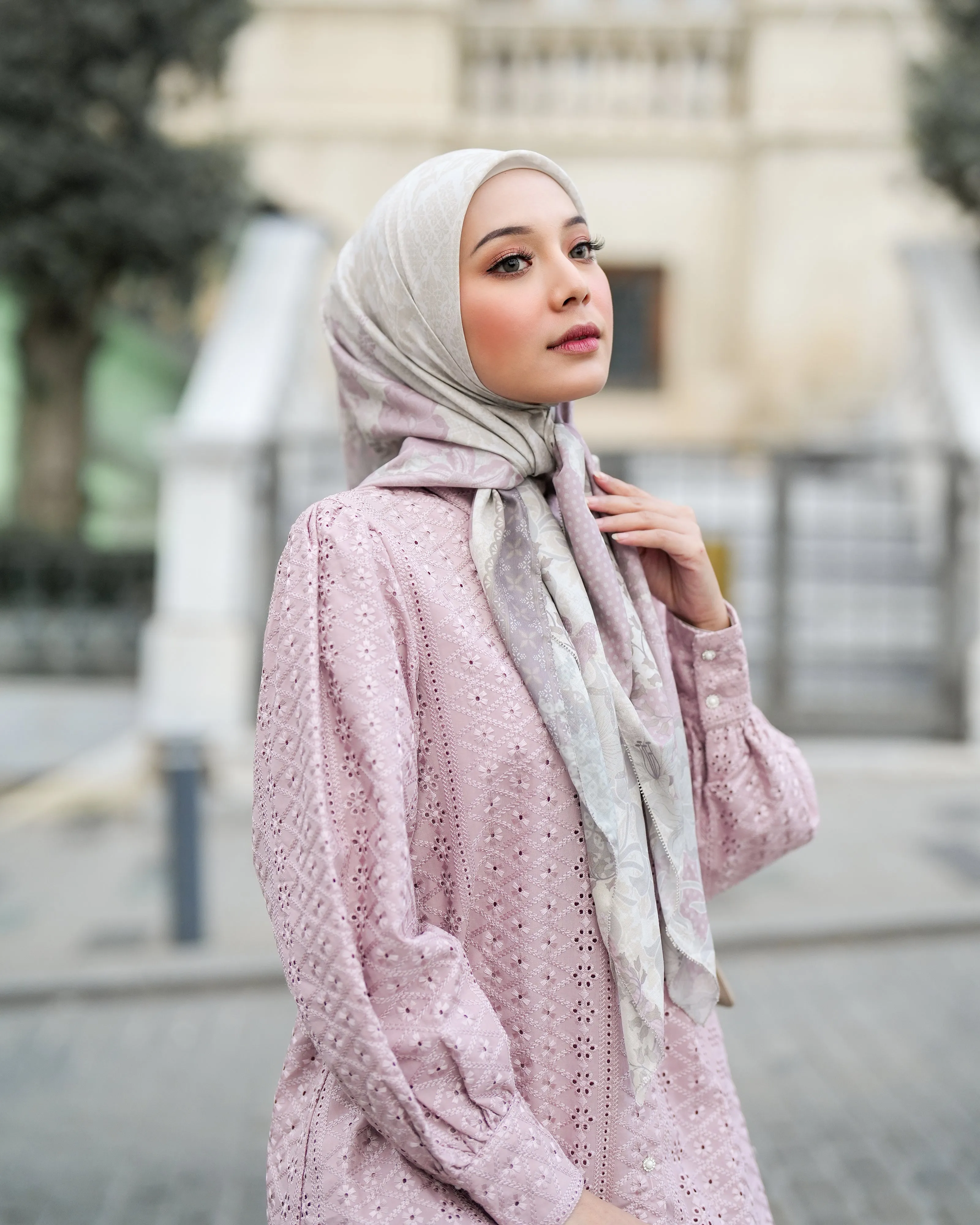 AYUNDA SCARVES