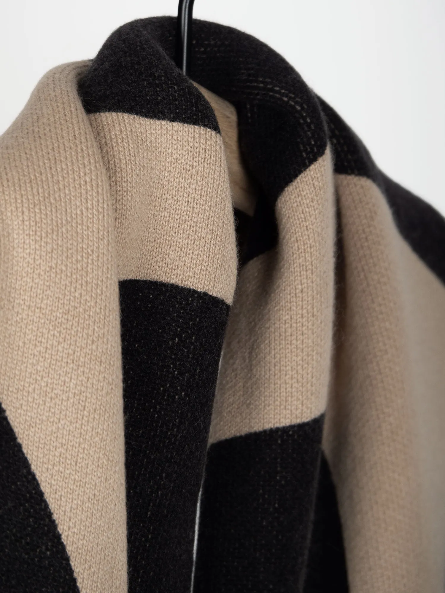 Cashmere scarf "Nobel" - organic