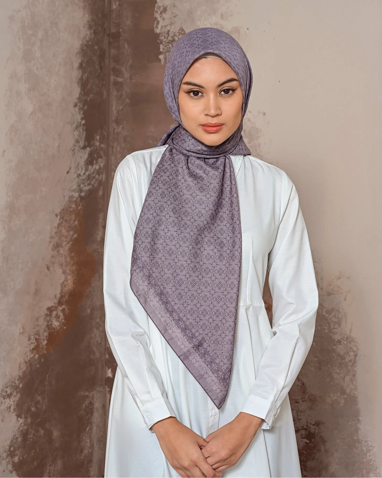 DWIHANDA SCARVES