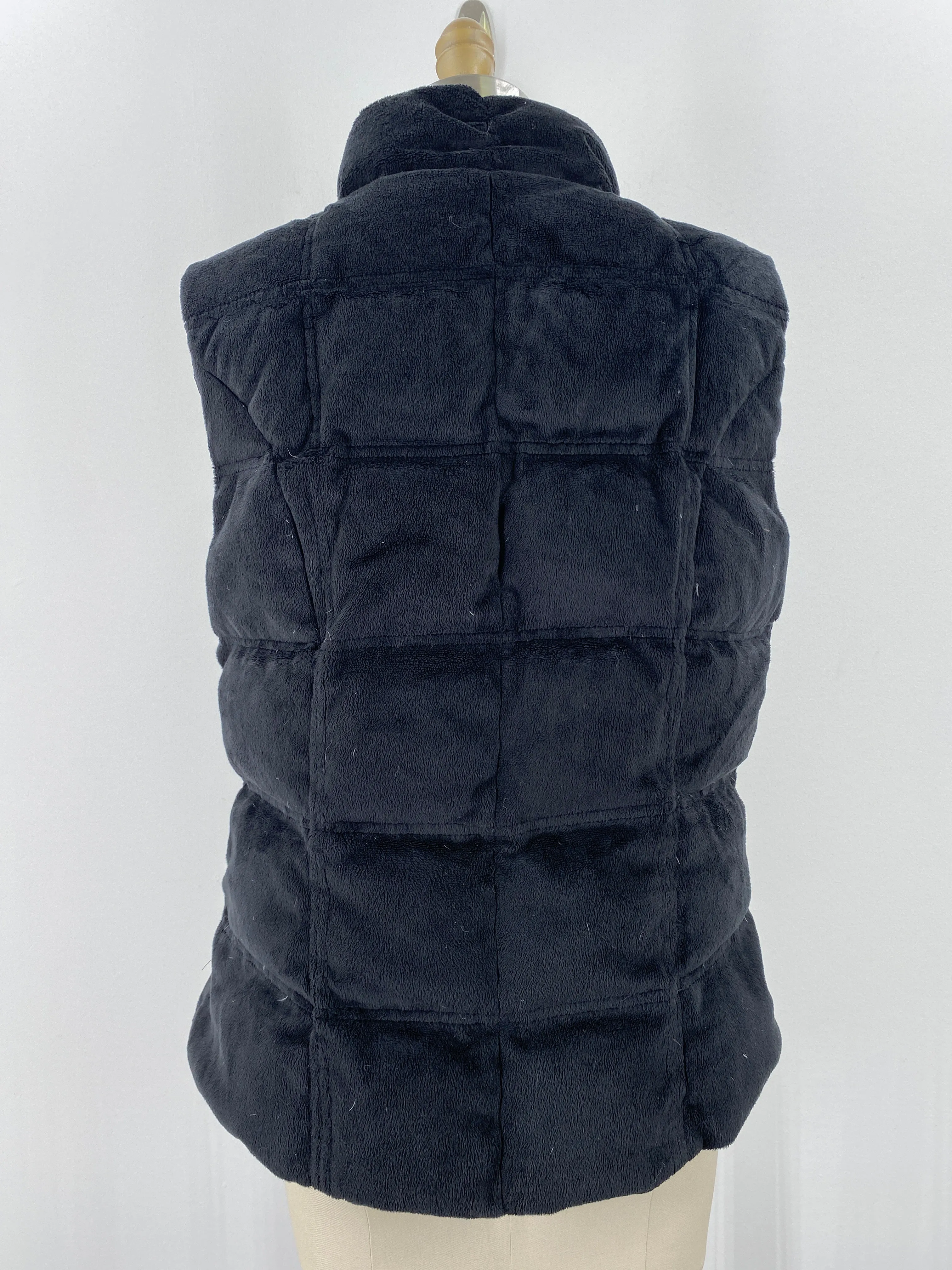 Eddie Bauer Black Good Down Vest, L