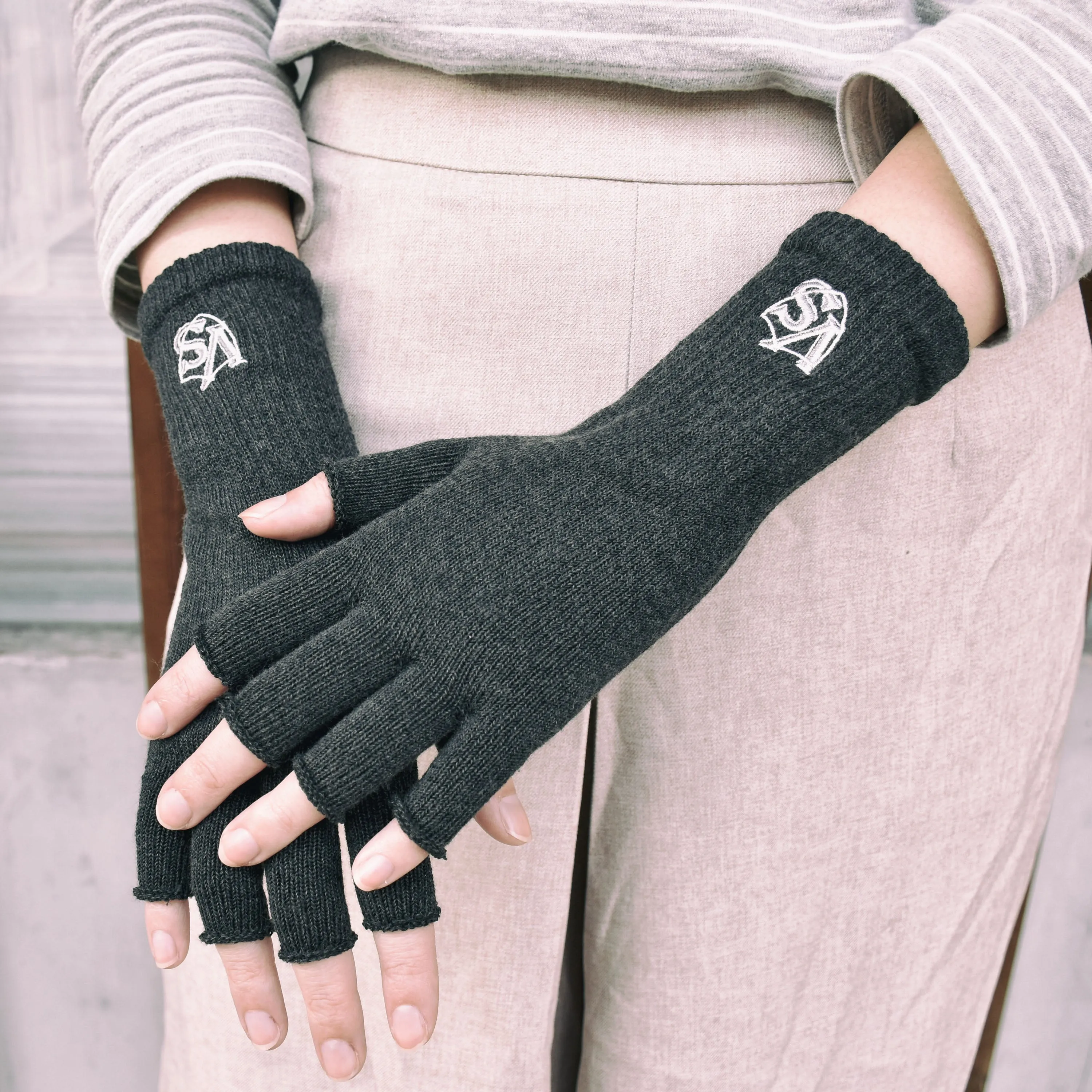 Fingerless Recovery Gloves