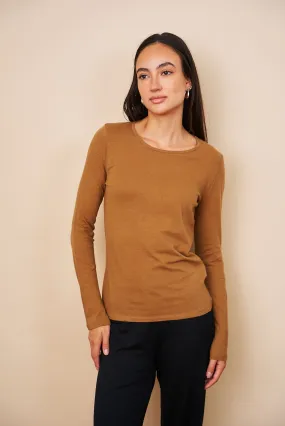 Majestic Cotton/Cashmere Long Sleeve Crewneck in Camel