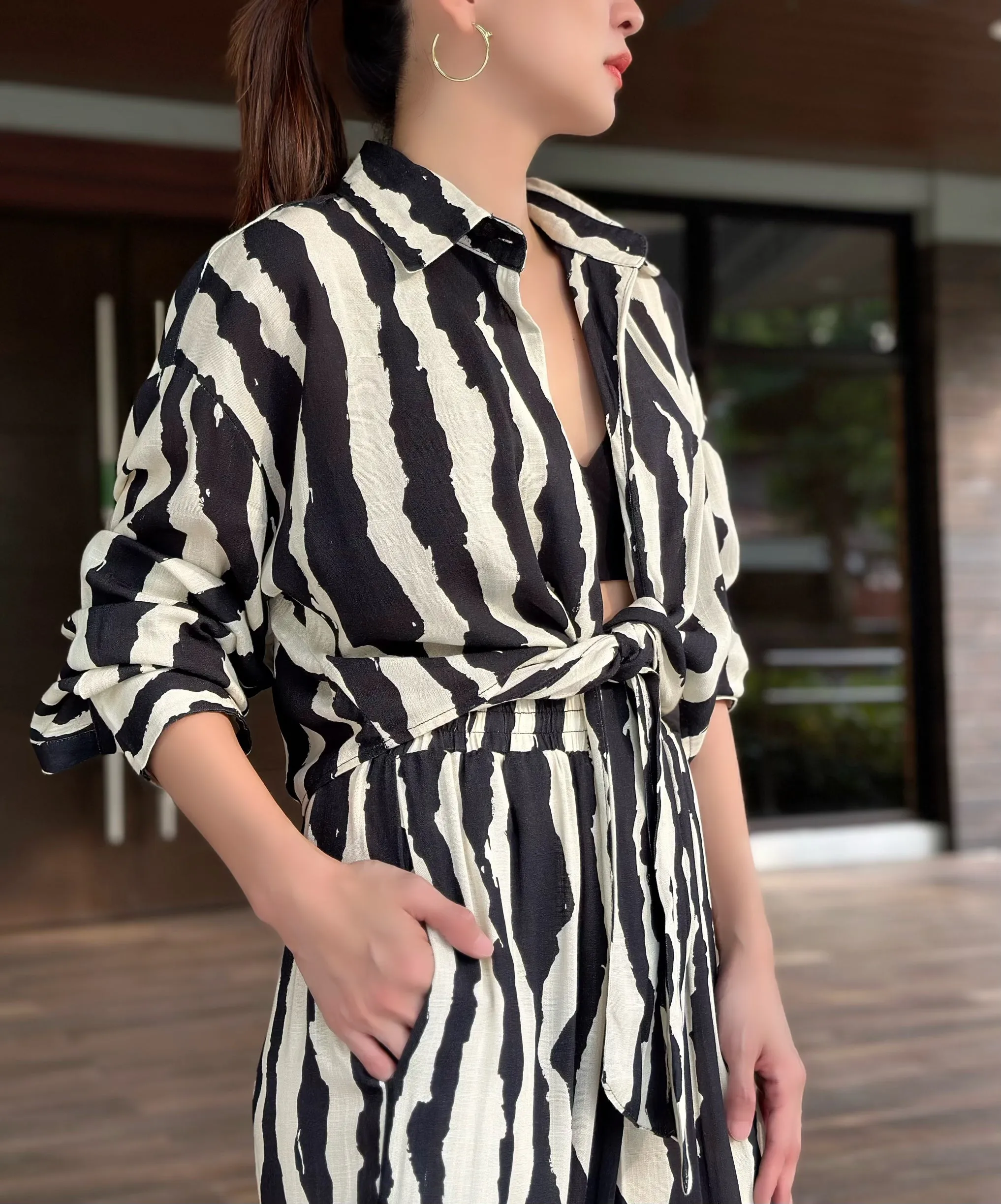 Safari Linen Tie Down Blouse in Zebra