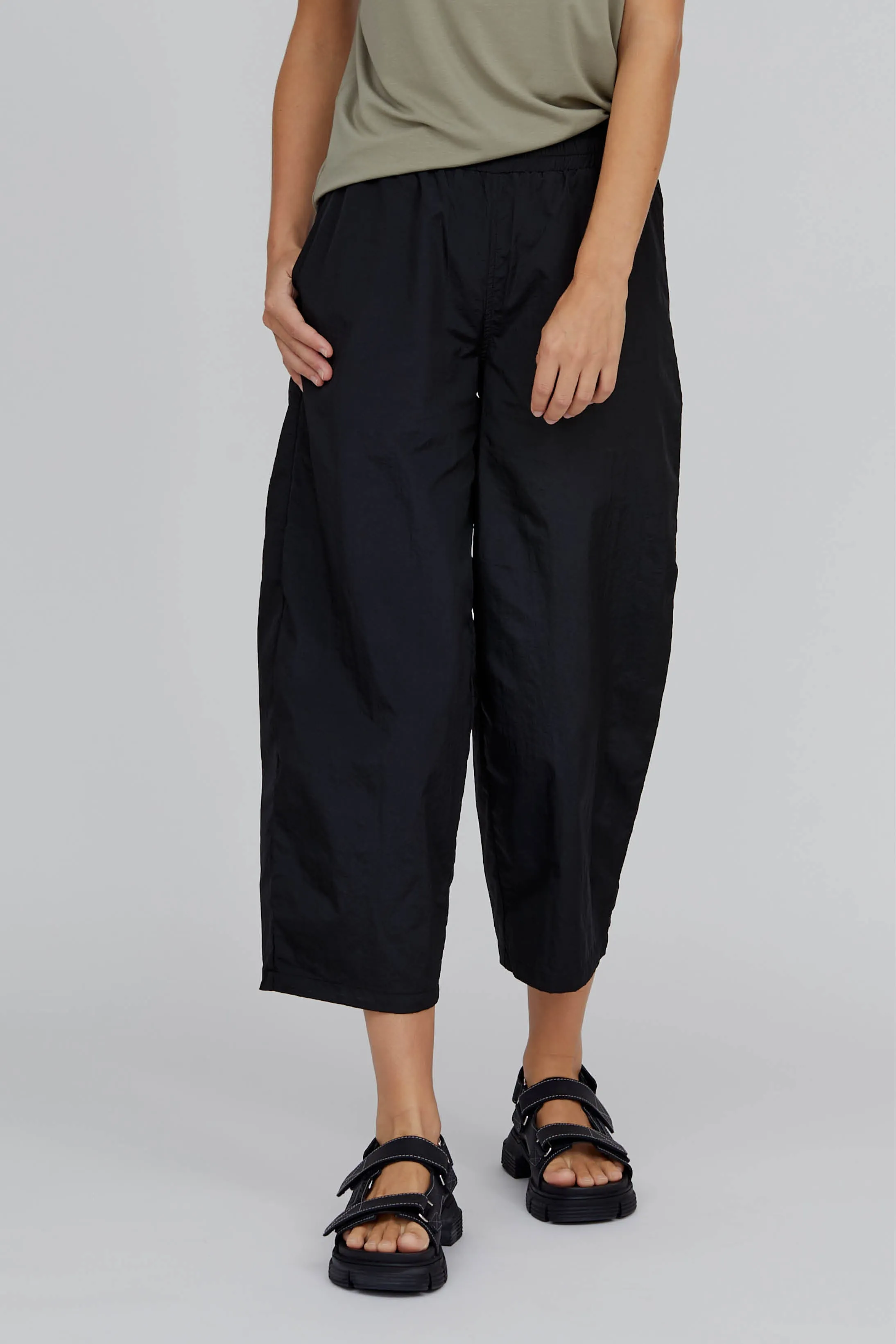 Viola Cropped Pants - Black